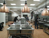 成都学校食堂厨房设备厂家和你谈谈商用厨房的卫生标准(1)