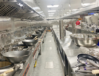 重庆食堂厨房设备公司告诉你不锈钢厨具如何保持光泽