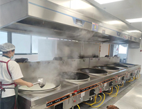 重庆厨房设备厂家告诉你商用厨房排烟管道清洗方法